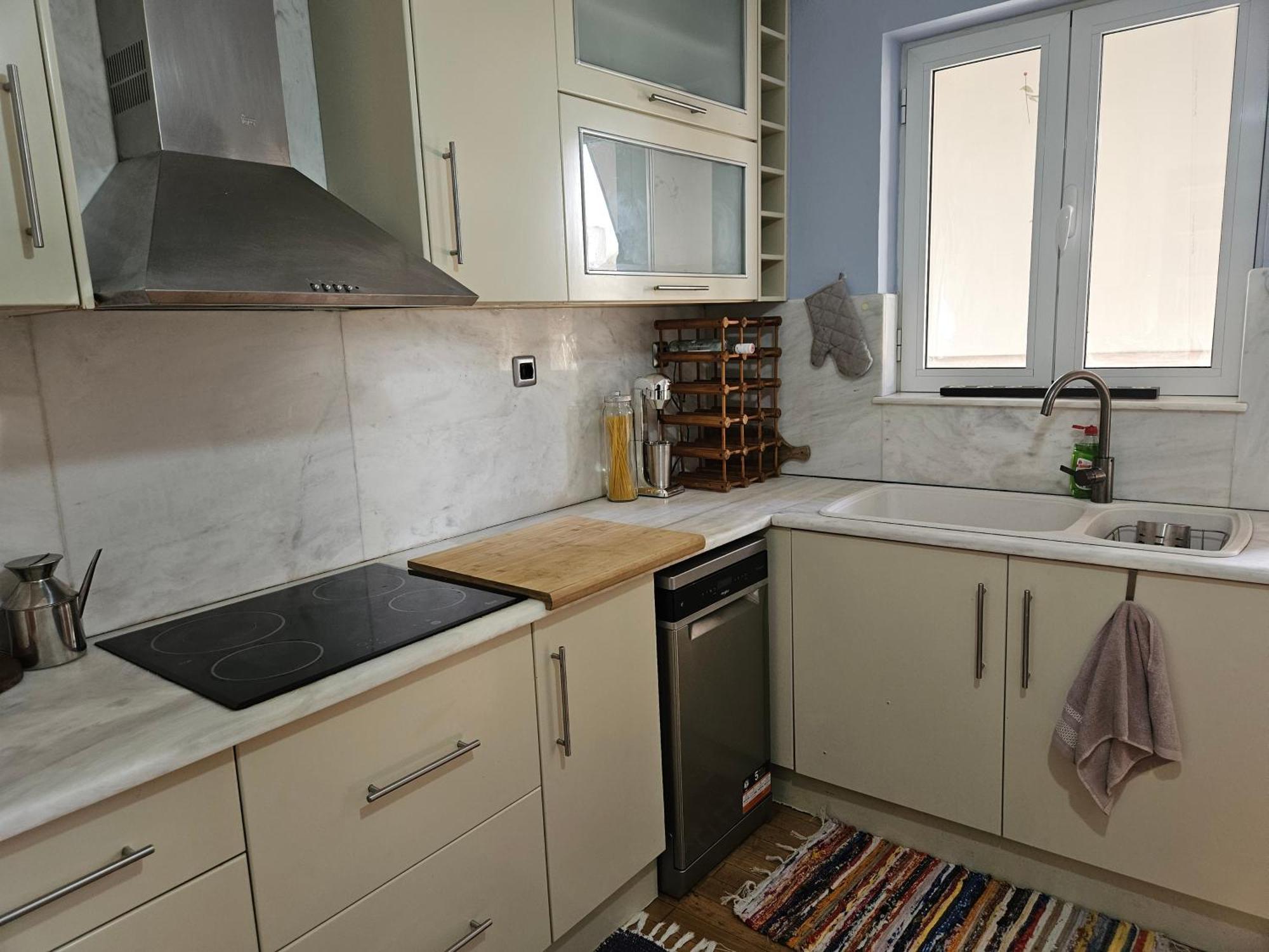 דירה 3 Bedder In Ilisia, Megaro Mousikis אתונה